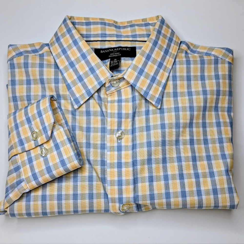 ✨ Banana Republic Non-Iron Tailored Fit Plaid Shirt | Size S ✨Classic • Crisp •